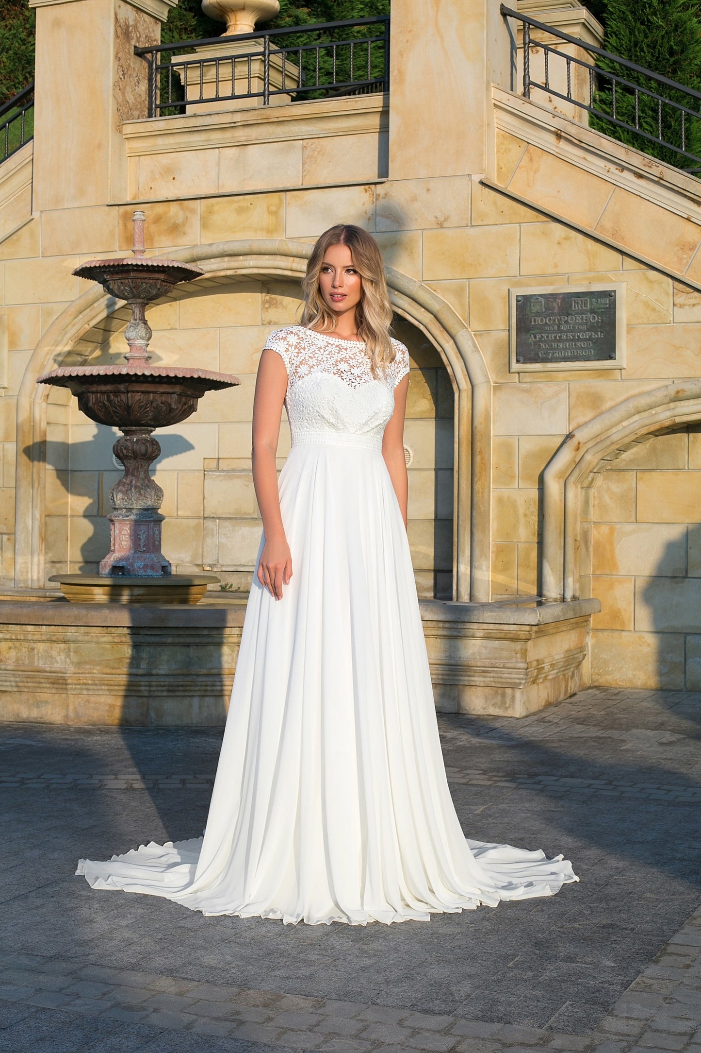 Angela Bianca Ivory Lace A-Line Wedding Gown V-Back Size 8