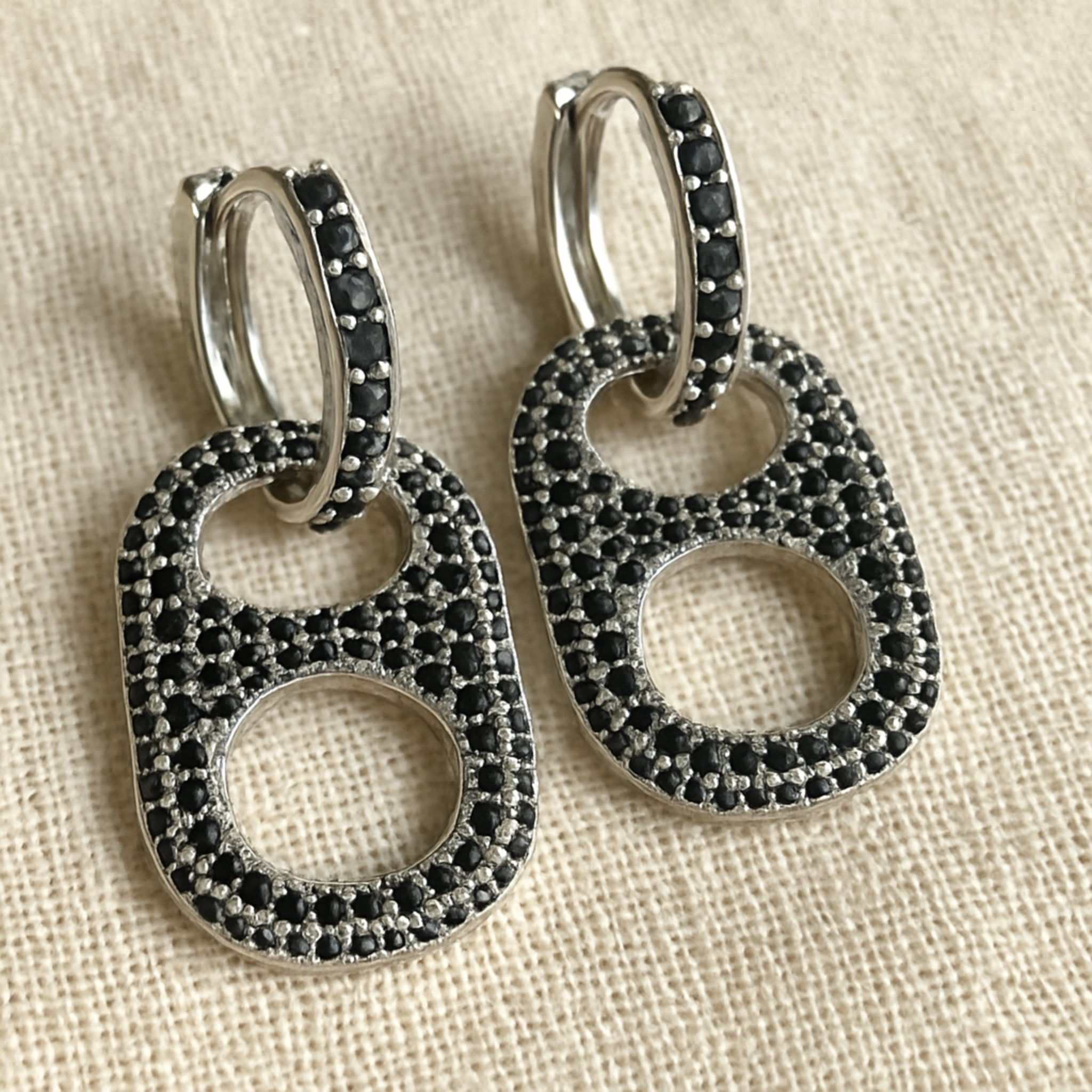 Hillbetty Poptab Earring - Silver/Black Sparkle