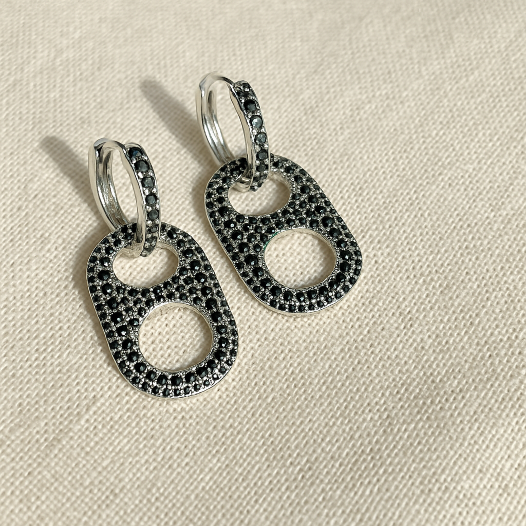 Hillbetty Poptab Earring - Silver/Black Sparkle