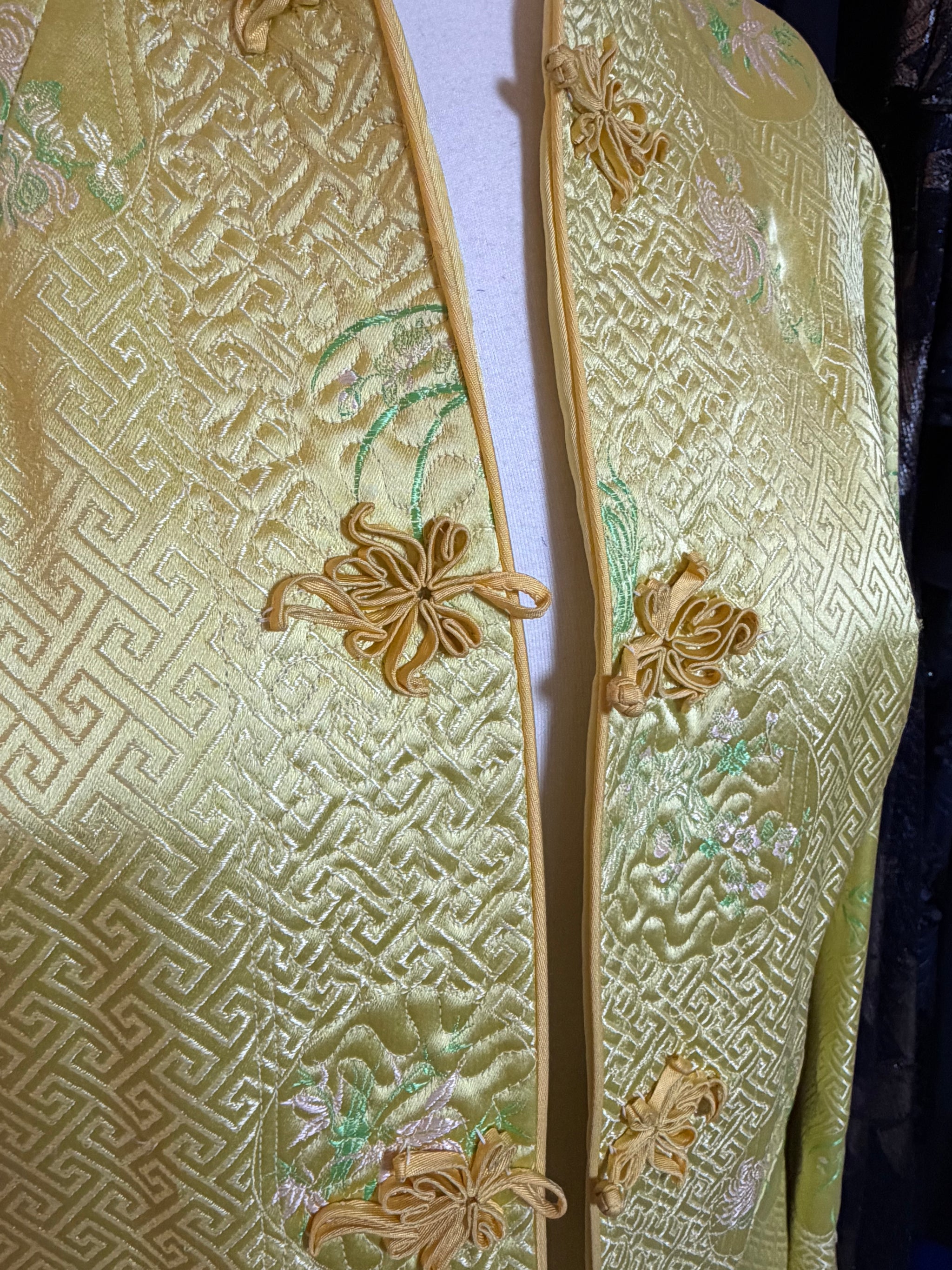 Vintage Gold-Green Silk Brocade Jacket – Embroidered Floral, Frog Closures, Size Medium