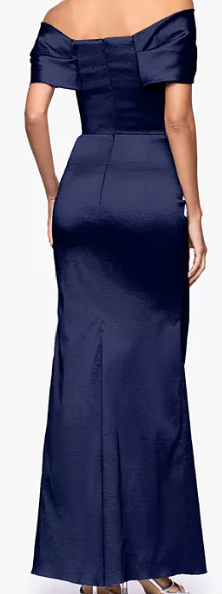 Betsy & Adam Off-Shoulder Ruched Taffeta Gown – Navy, Size 6