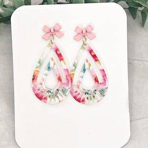 Floral Teardrop Dangle Earrings: Pink Bow Accent