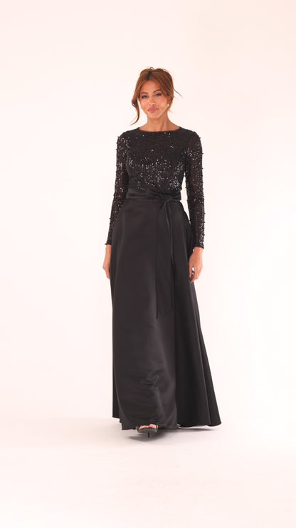 Black Sequin Bodice Satin Ballgown with Bow & Pockets! Size 10
