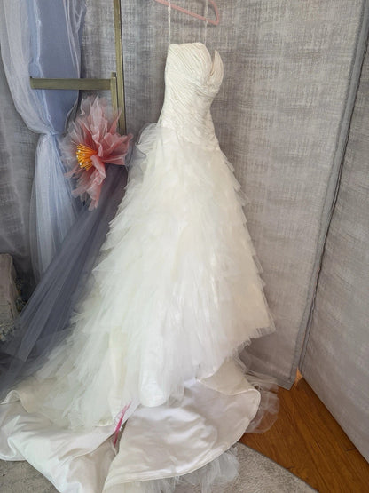 Winnie Couture- Ivory Strapless Ruched Bodice Wedding Gown