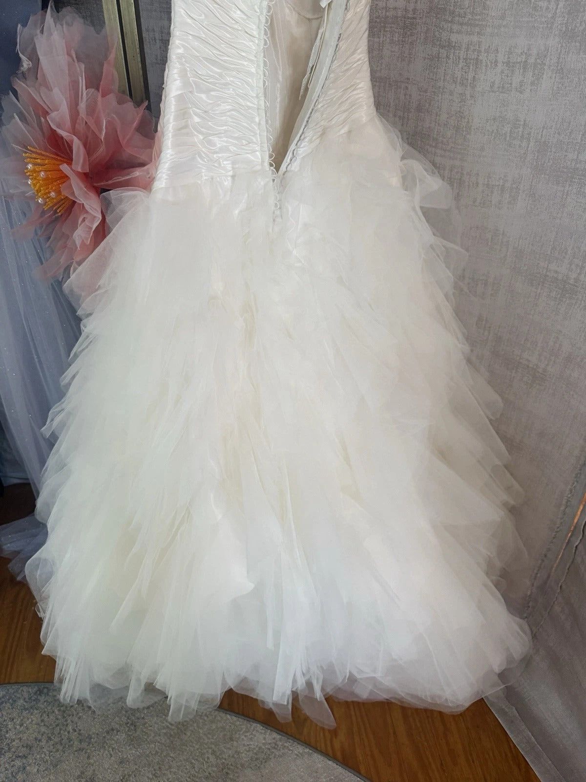 Winnie Couture- Ivory Strapless Ruched Bodice Wedding Gown