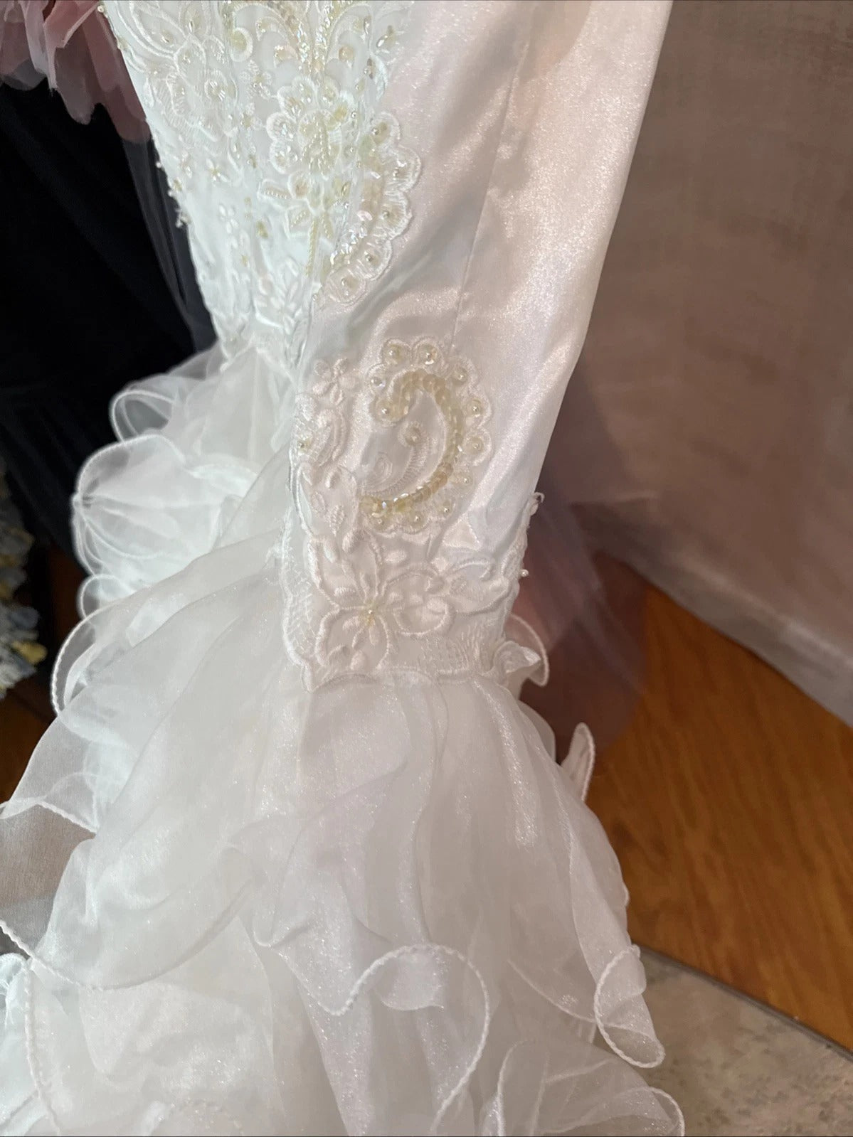 Vintage San-Martin Mermaid Pearl Back Draping Wedding Gown